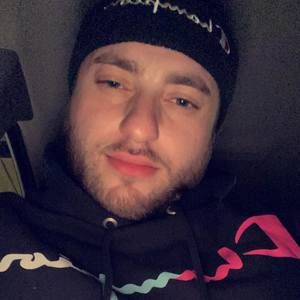 Meet your Posher, Alim